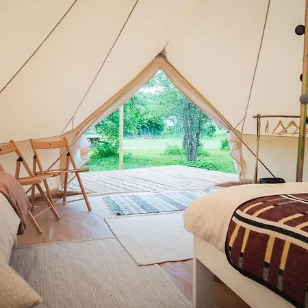 خيمة فخمة Glamping Kirsi Palukula (Rapla)