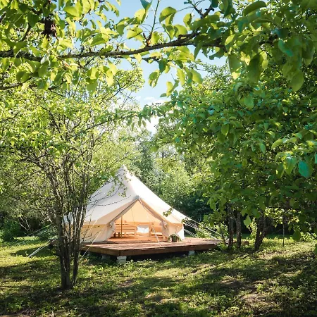 Glamping Kirsi خيمة فخمة